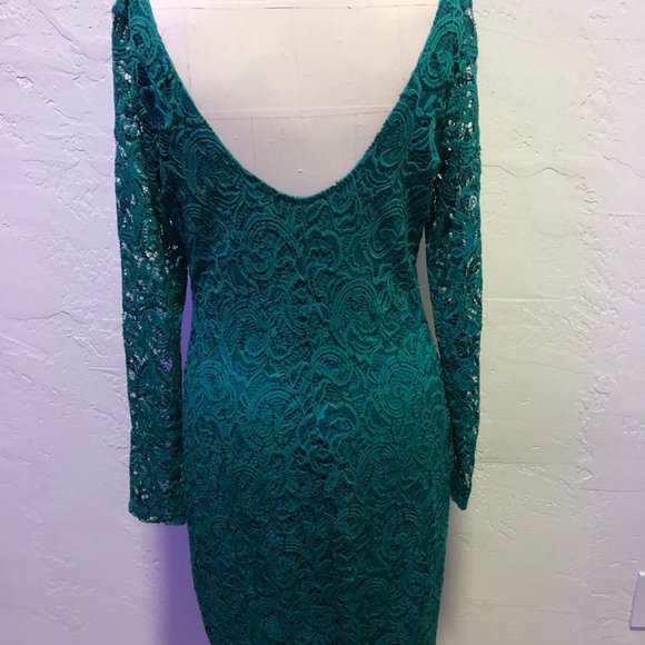 Formal green dress size 10 - Picture 5 of 8